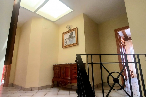 5 bed villa in Calp