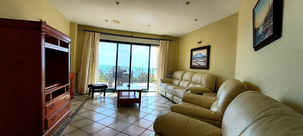 5 bed villa in Calp