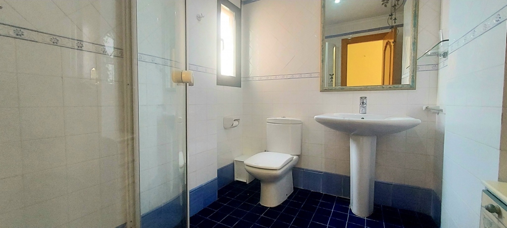 5 bed villa in Calp
