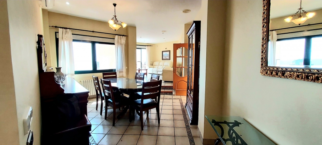 5 bed villa in Calp