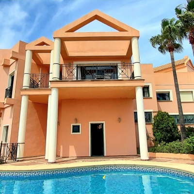 5 bed villa in Calp