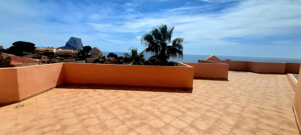 5 bed villa in Calp