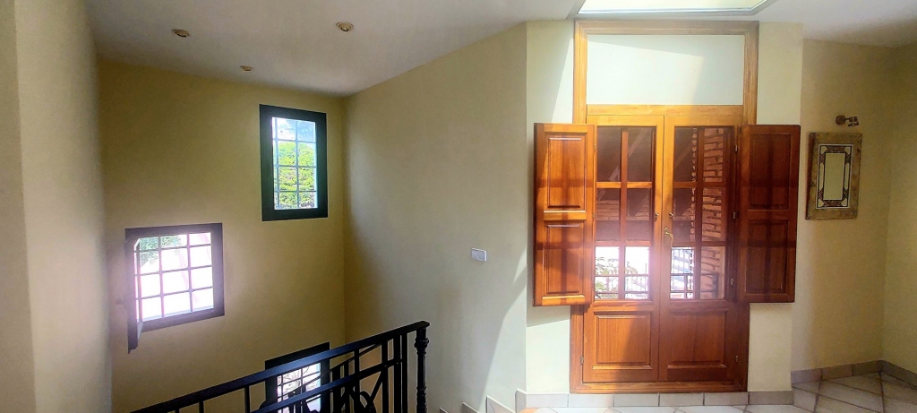 5 bed villa in Calp
