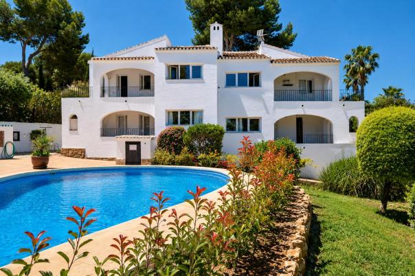 12 bed villa in Jávea