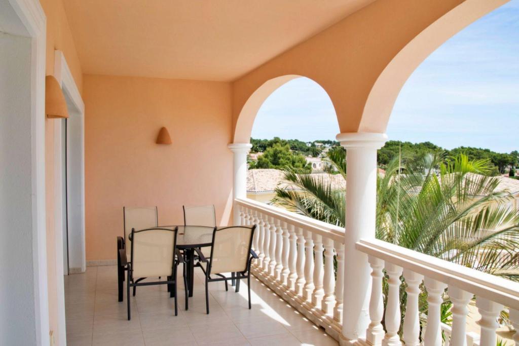 2 bed apartment in Benissa