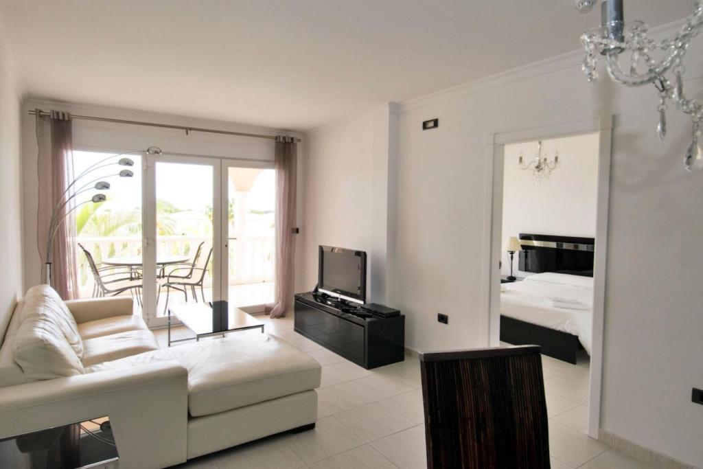 2 bed apartment in Benissa