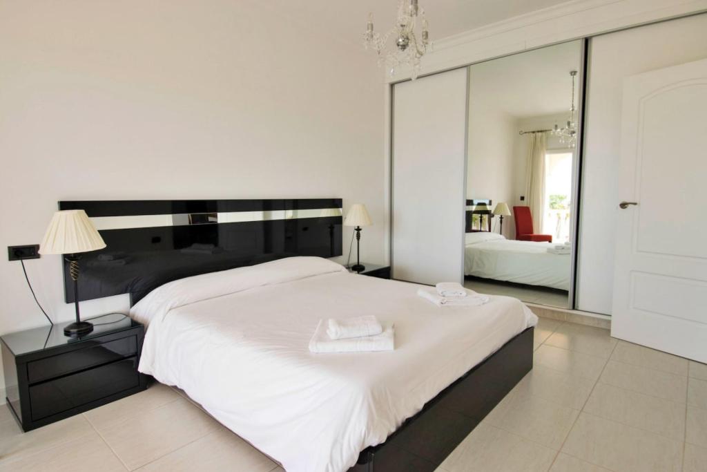 2 bed apartment in Benissa