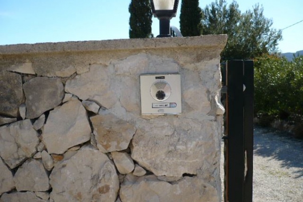 Security & Services Costa Blanca - Electric Gates, Garage Doors & Locksmith