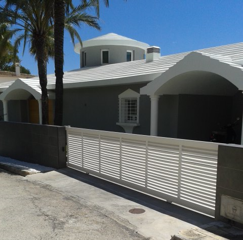 Security & Services Costa Blanca - Electric Gates, Garage Doors & Locksmith