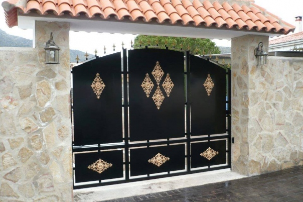 Security & Services Costa Blanca - Electric Gates, Garage Doors & Locksmith