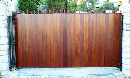 Security & Services Costa Blanca - Electric Gates, Garage Doors & Locksmith