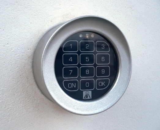 Security & Services Costa Blanca - Electric Gates, Garage Doors & Locksmith