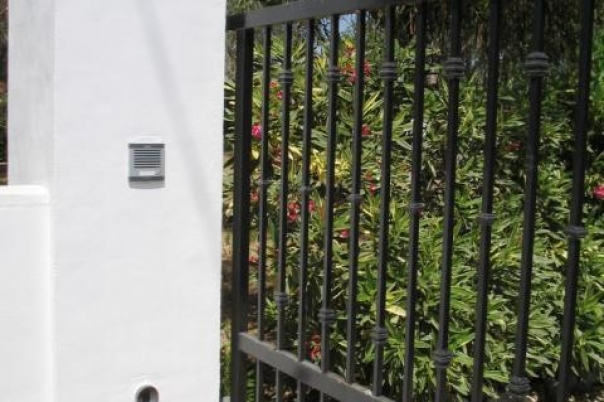 Security & Services Costa Blanca - Electric Gates, Garage Doors & Locksmith