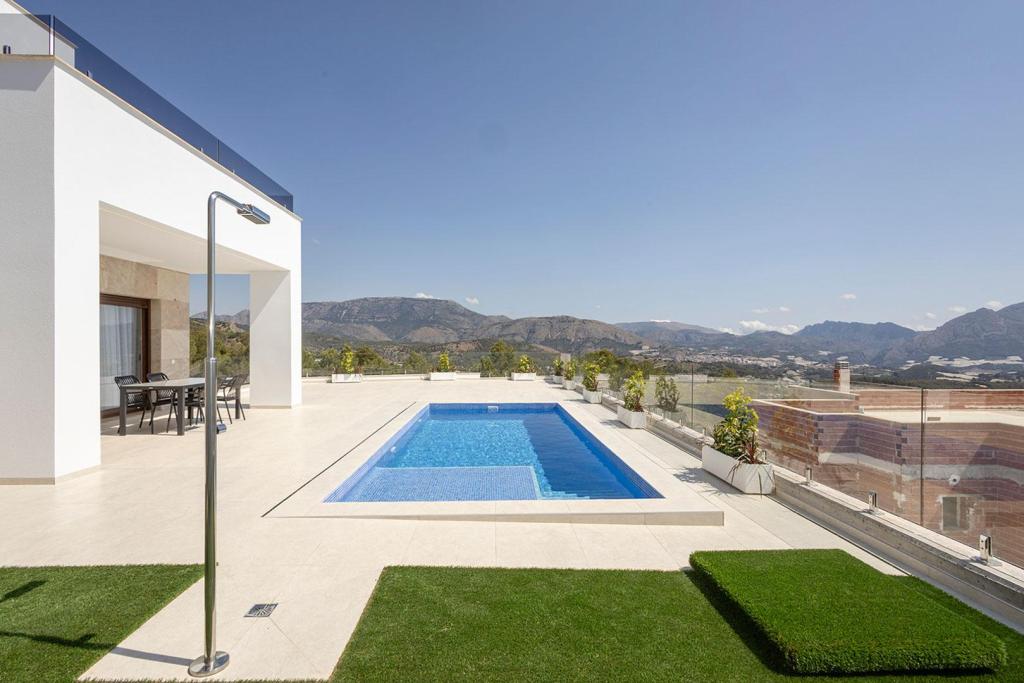 3 bed villa in Polop