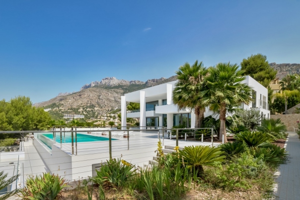 7 bed villa in Altea