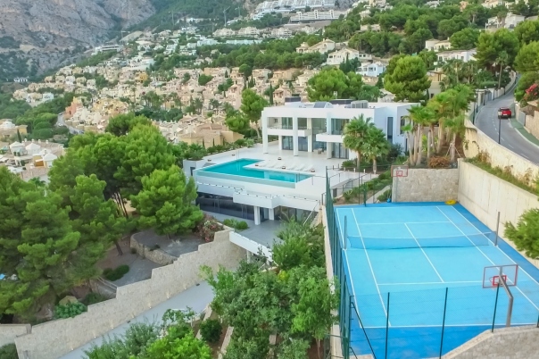 7 bed villa in Altea