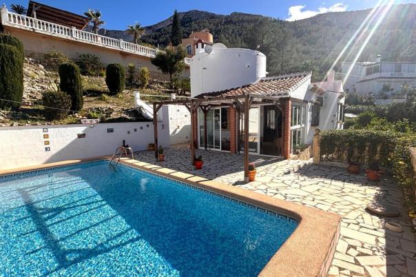 2 bed villa in Denia