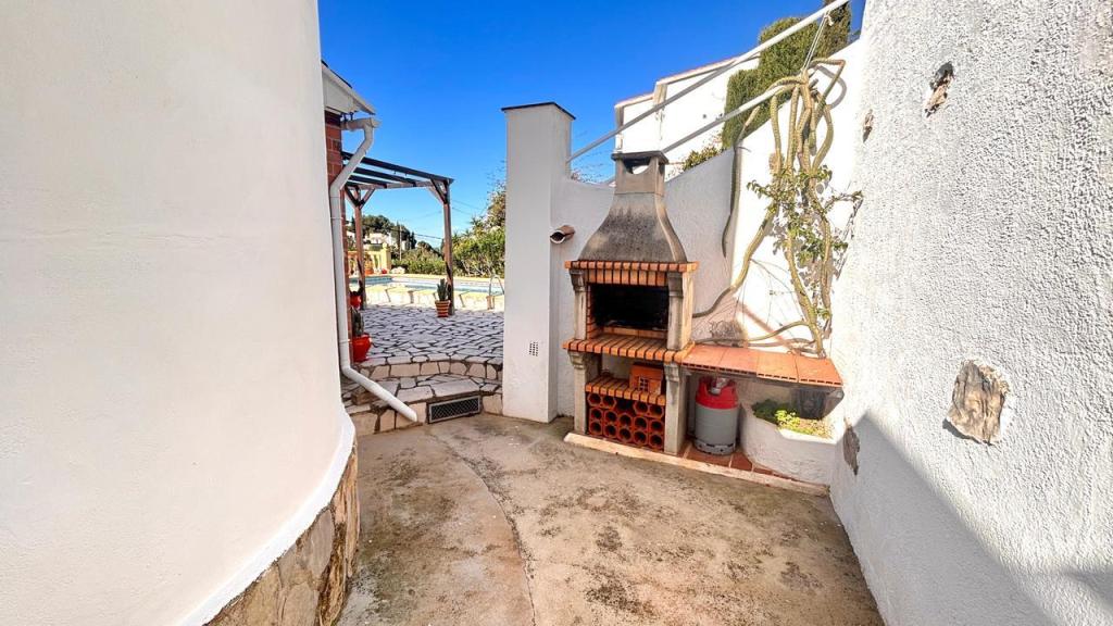 2 bed villa in Denia