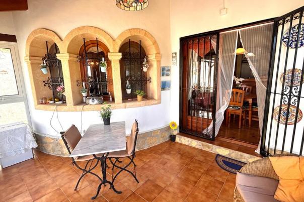 2 bed villa in Denia