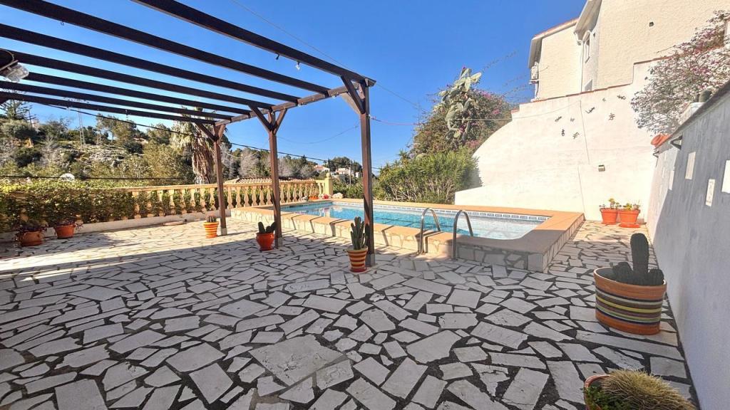 2 bed villa in Denia