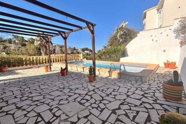 2 bed villa in Denia