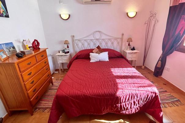 2 bed villa in Denia