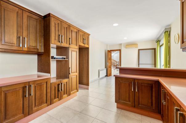 6 bed villa in Altea