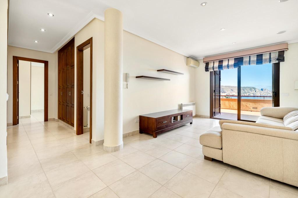 6 bed villa in Altea