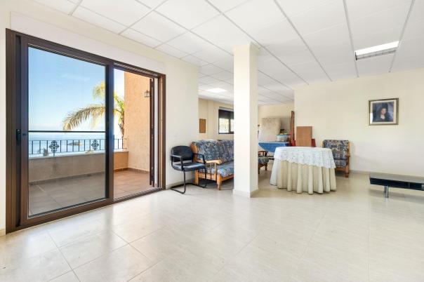 6 bed villa in Altea