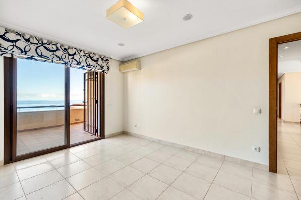 6 bed villa in Altea