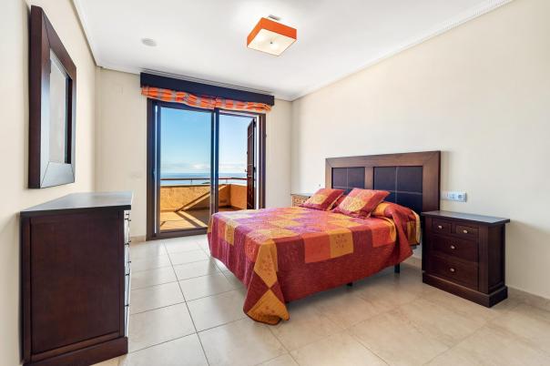 6 bed villa in Altea