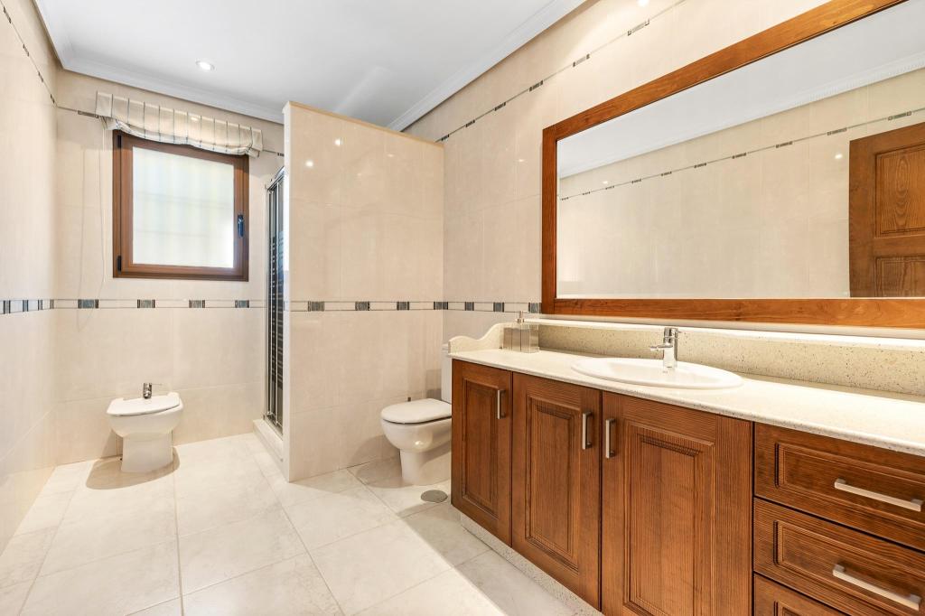 6 bed villa in Altea