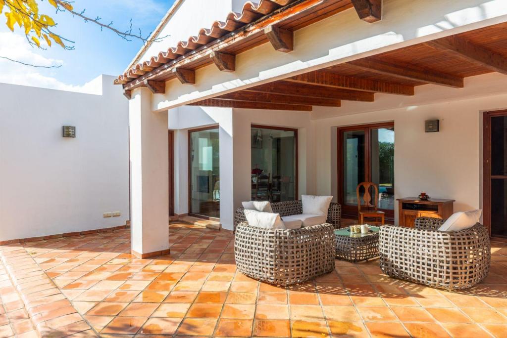 5 bed villa in Ondara