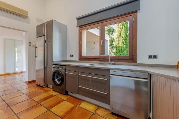 5 bed villa in Ondara