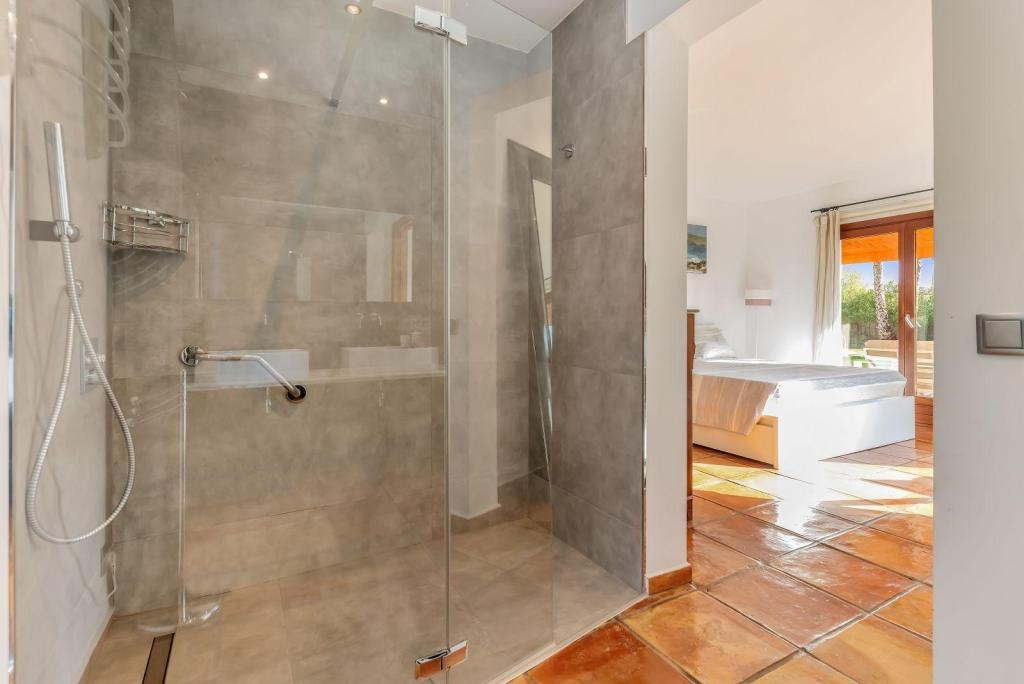 5 bed villa in Ondara