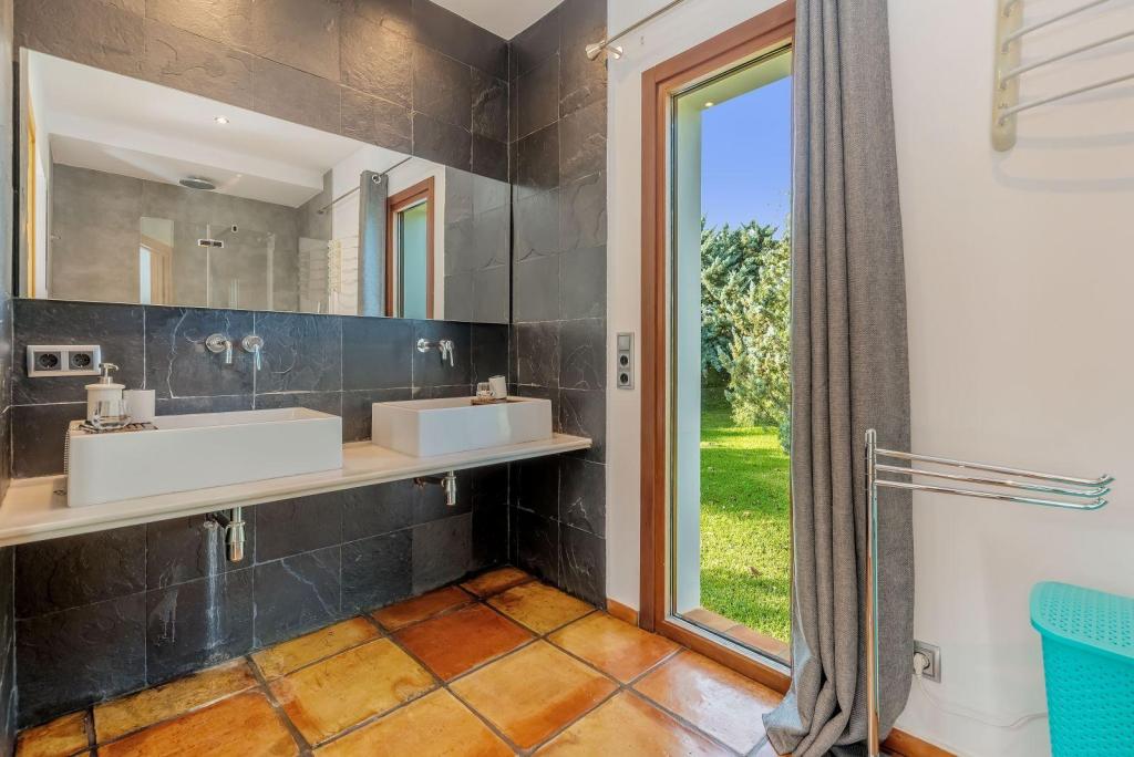 5 bed villa in Ondara