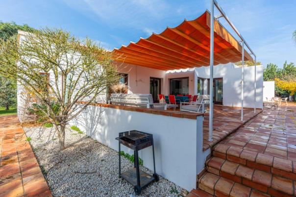 5 bed villa in Ondara