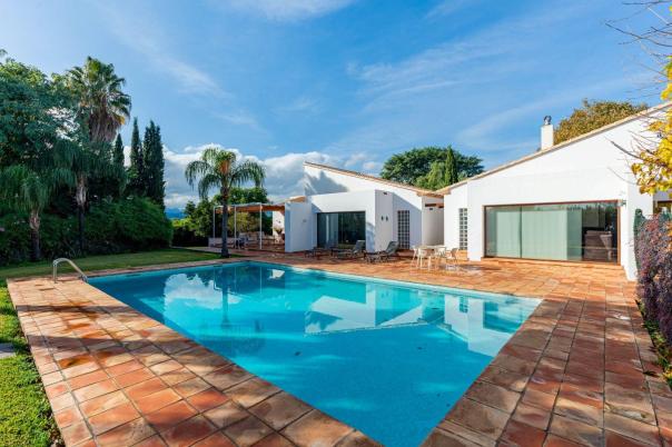 5 bed villa in Ondara