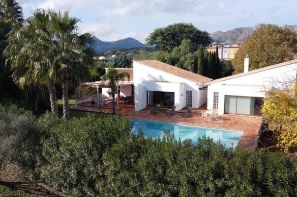 5 bed villa in Ondara
