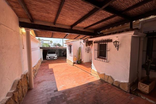 3 bed villa in Moraira