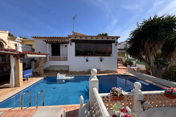 3 bed villa in Moraira