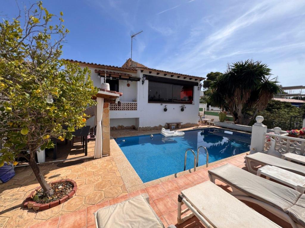 3 bed villa in Moraira