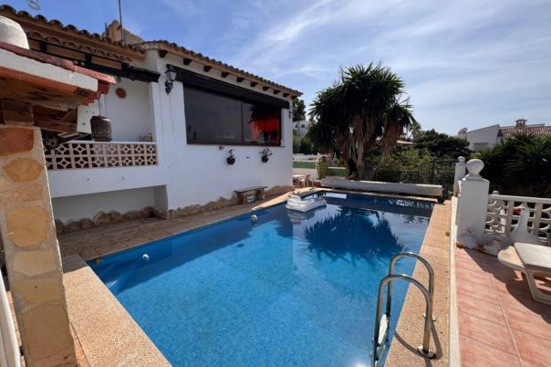 3 bed villa in Moraira