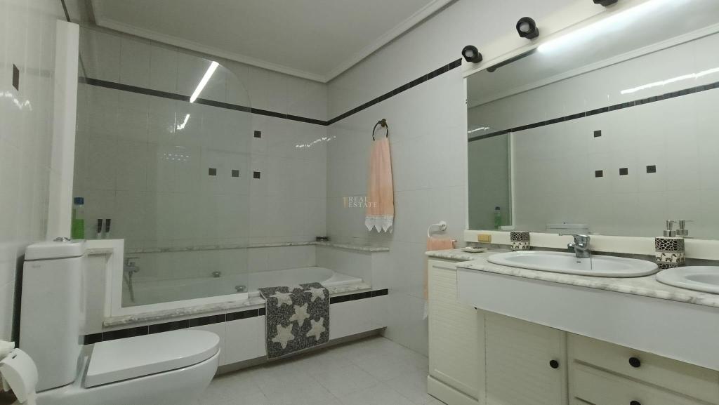 5 bed chalet in Elche/Elx