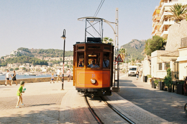 Using the TRAM in Calpe: A Practical Guide to Line 9