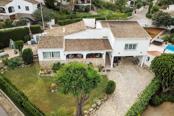 5 bed villa in Xàbia