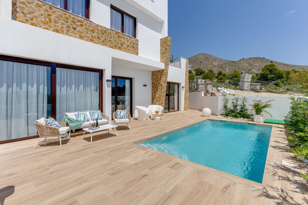 3 bed villa in Finestrat
