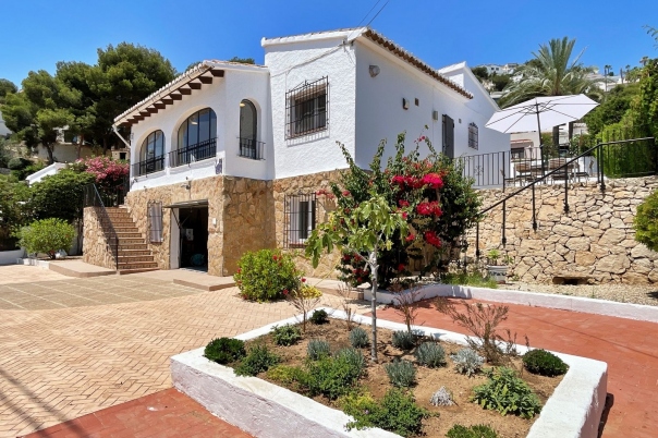 3 bed villa in Moraira