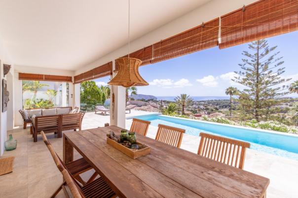 3 bed villas in Moraira
