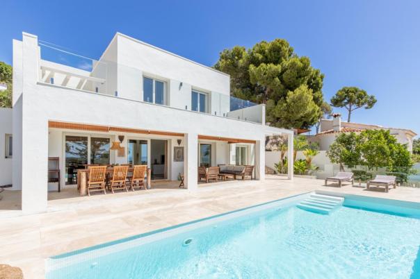 3 bed villas in Moraira
